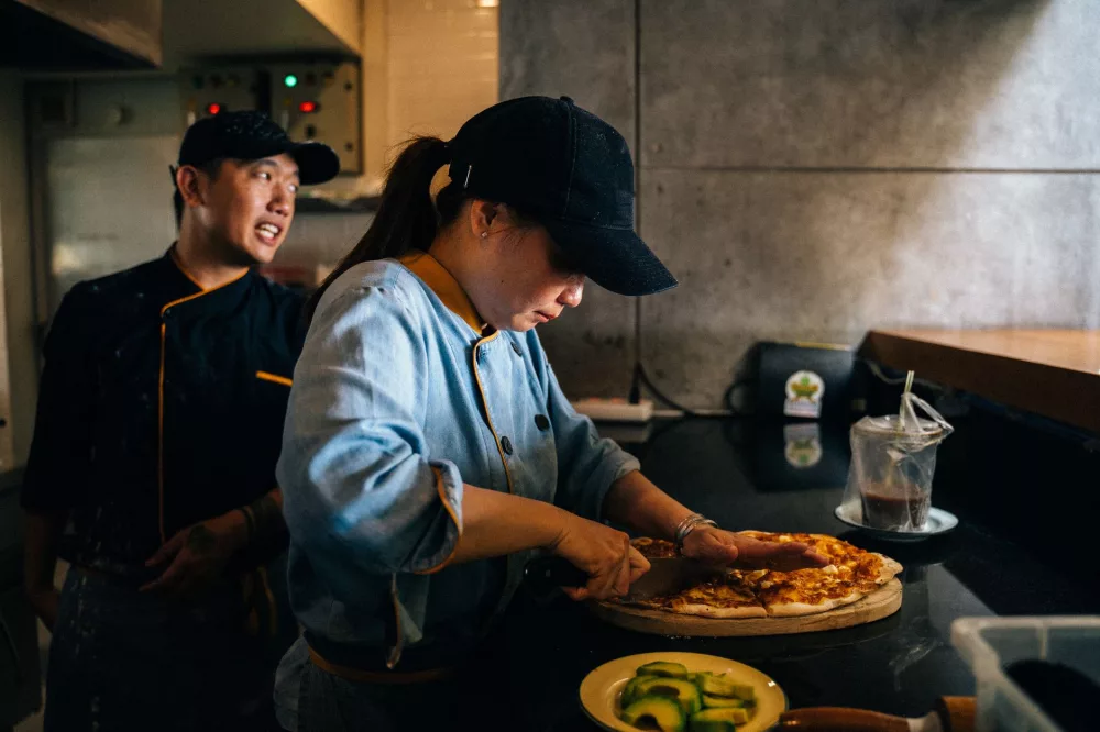 Your Slice of Success: Exploring Career Opportunities at Pizza Hut